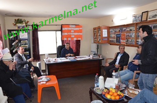 תושבי הכרמל ממשים את זכותם בבחירות דמוקרטיות